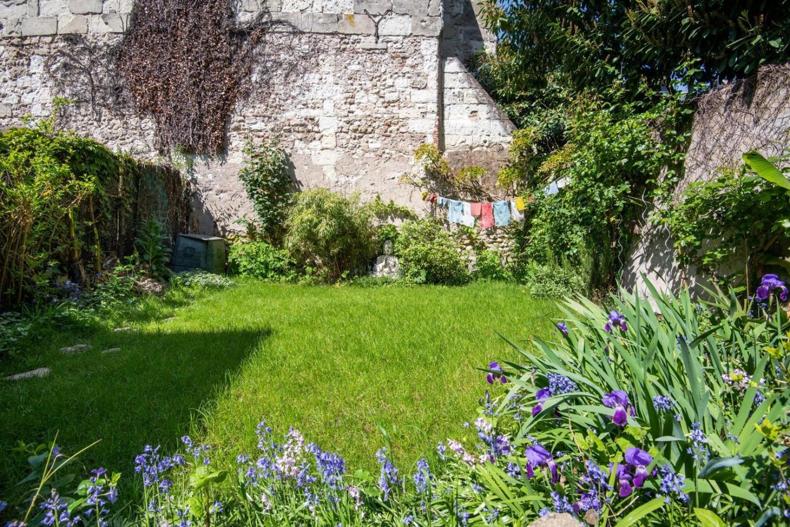 In The Heart Of Silence - Nice House Tours Bagian luar foto